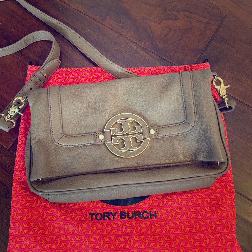 Tory Burch Crossbody Folded Pebbled Leather Purse